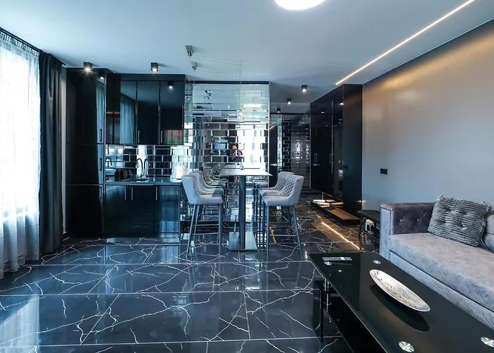 Lux * גוצה דלצ'ב